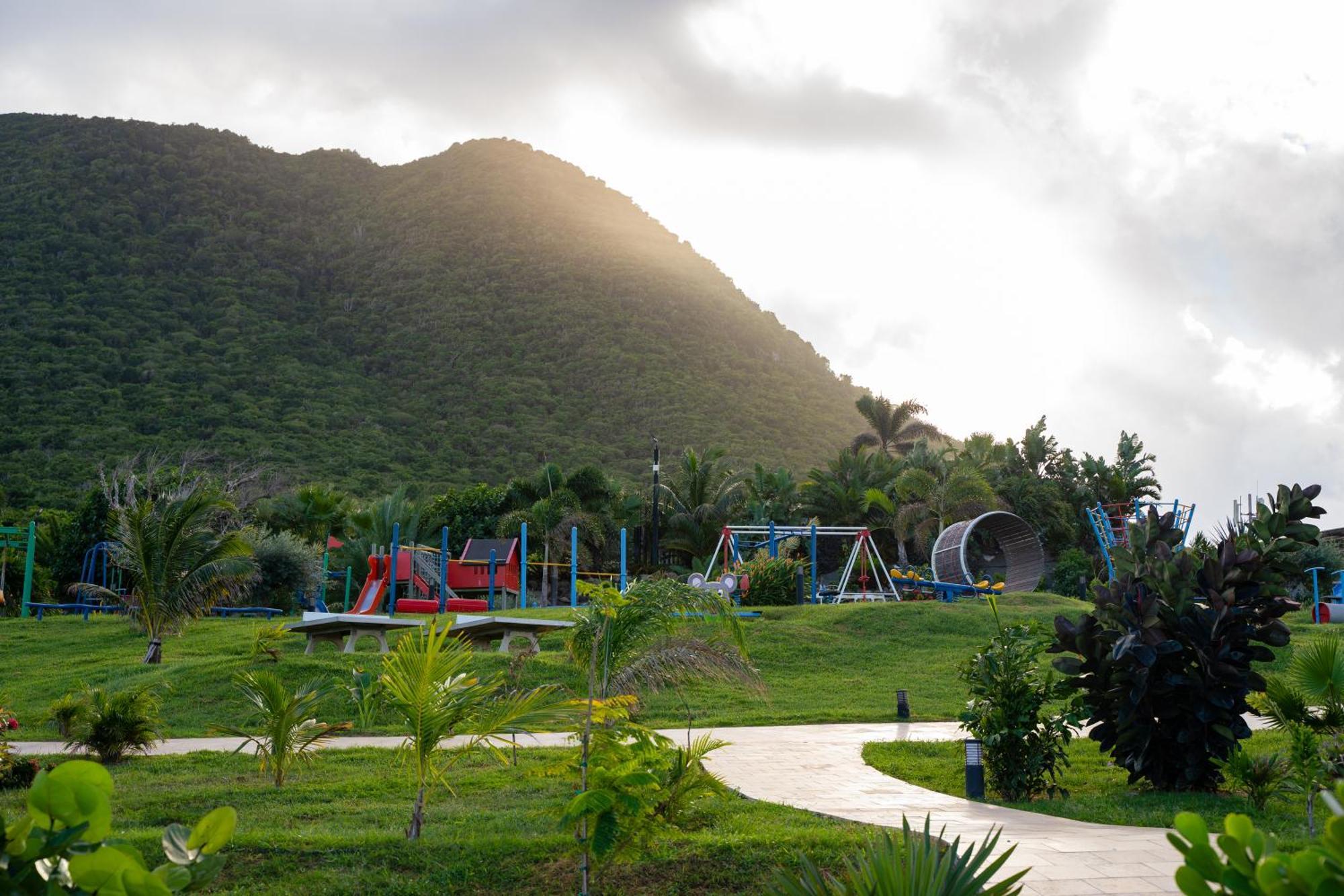Golden Rock Dive And Nature Resort Oranjestad  Bagian luar foto